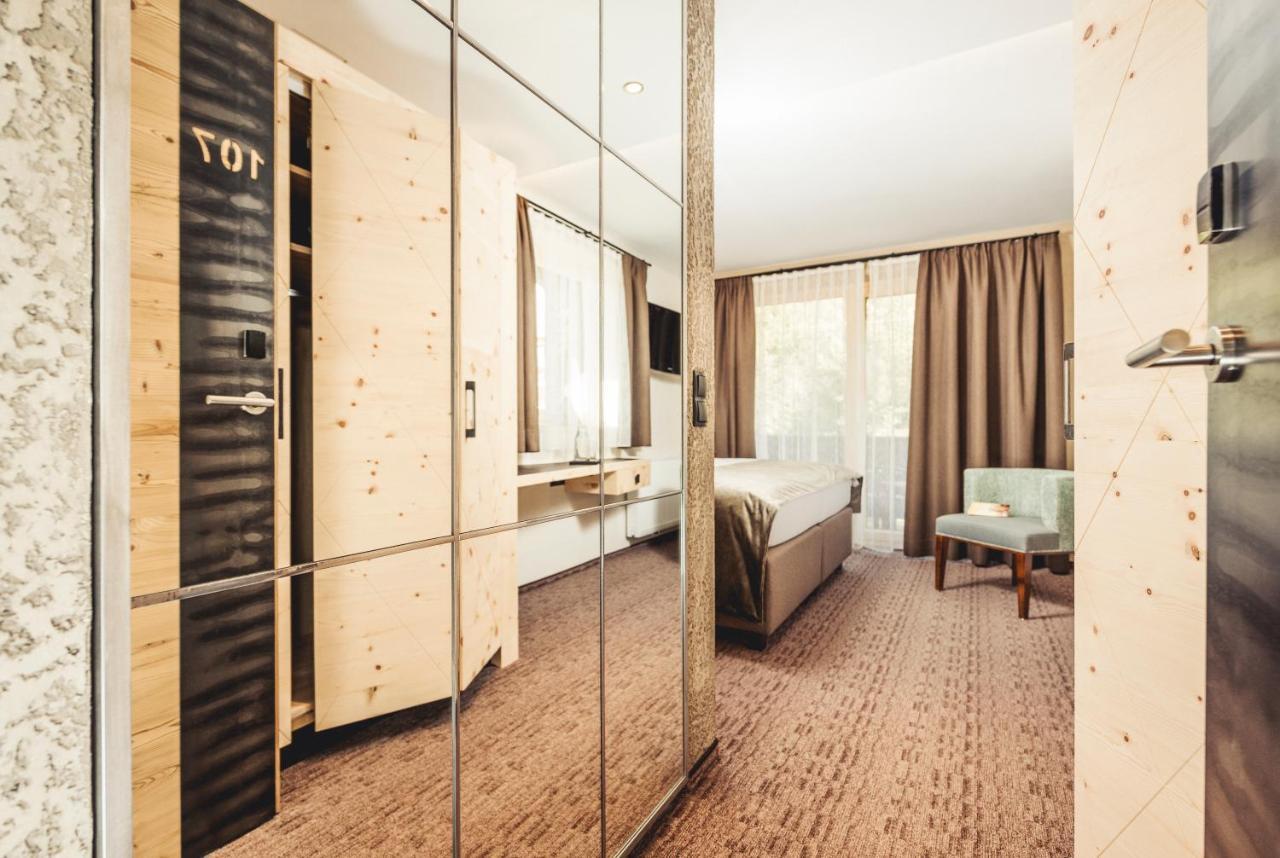 Hotel Bergkristall Hippach Eksteriør bilde